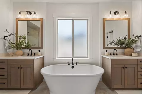 Bath - 7357 Powell Pl, Eagle, ID 83714 photo 1 of 4