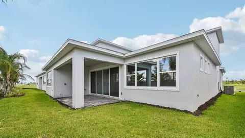 Exterior - 8308 Golden Beach Ct, Parrish, FL 34219 photo 4 of 16