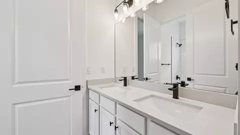 Bath - 8308 Golden Beach Ct, Parrish, FL 34219 photo 1 of 6