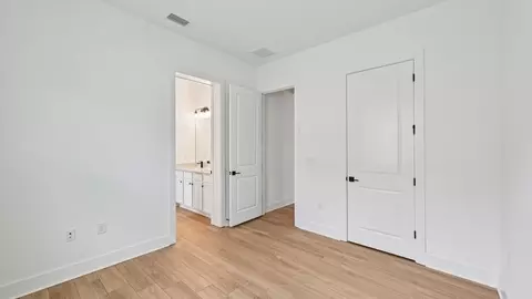 Bedroom - 8308 Golden Beach Ct, Parrish, FL 34219 photo 6 of 13