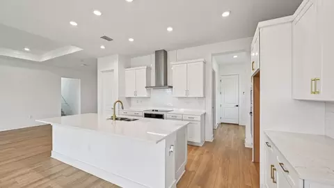 Kitchen - 8308 Golden Beach Ct, Parrish, FL 34219 photo 1 of 6