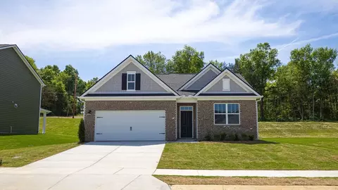 5449 Conifer Ln, Cookeville, TN 38506