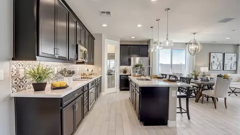 Kitchen - 2170 S 242nd Ln, Buckeye, AZ 85326 photo 3 of 5