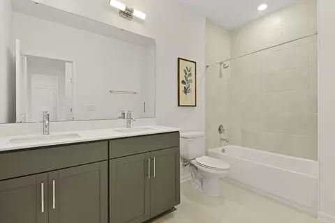Bath - 182 Brook Forest Dr, Saint Augustine, FL 32092 photo 4 of 4