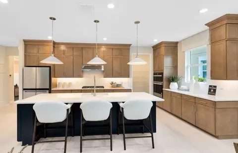 Kitchen - 5094 Sunfalls Ave, Saint Cloud, FL 34772 photo 4 of 8