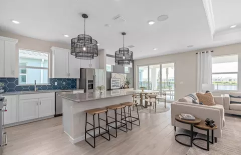 Kitchen - 5094 Sunfalls Ave, Saint Cloud, FL 34772 photo 5 of 8