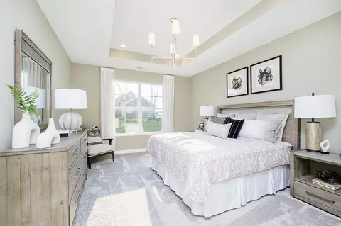 Bedroom - Arrowhead Dr, Piqua, OH 45356 photo 1 of 18