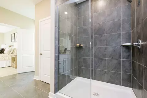 Bath - Arrowhead Dr, Piqua, OH 45356 photo 1 of 8