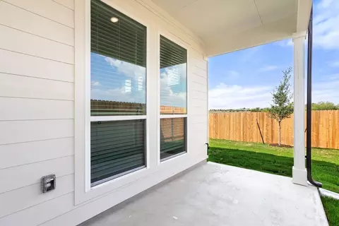 Exterior - 122 Dogvane Cir, Kyle, TX 78640 photo 6 of 15