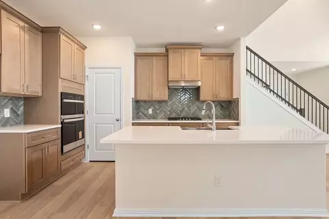 Kitchen - 122 Dogvane Cir, Kyle, TX 78640 photo 1 of 3