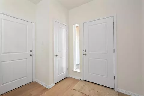 Entry Way - 122 Dogvane Cir, Kyle, TX 78640 photo 1 of 3