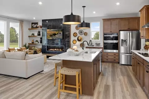 Kitchen - Lake Bluff Drive, Springfield, OH 45231 photo 3 of 4
