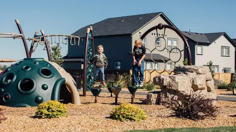 View/Area - 21560 SEtna Pl, Bend, OR 97702 photo 1 of 5