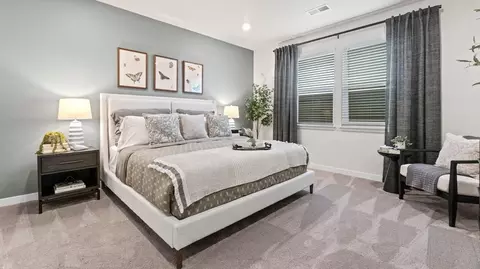 Bedroom - 21560 SEtna Pl, Bend, OR 97702 photo 1 of 3