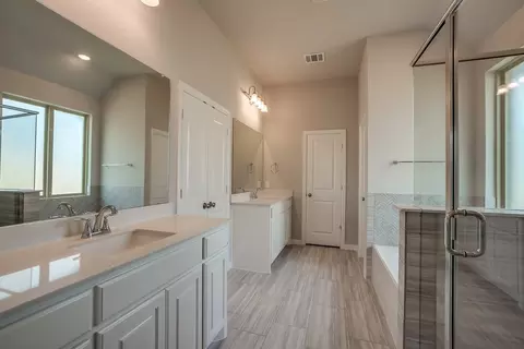 Bath - 11436 Wulstone Rd, Haslet, TX 76052 photo 1 of 10