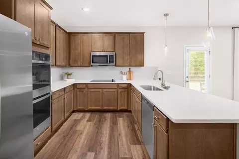 Kitchen - 115 Woodlands Dr, Jackson, GA 30233 photo 2 of 2