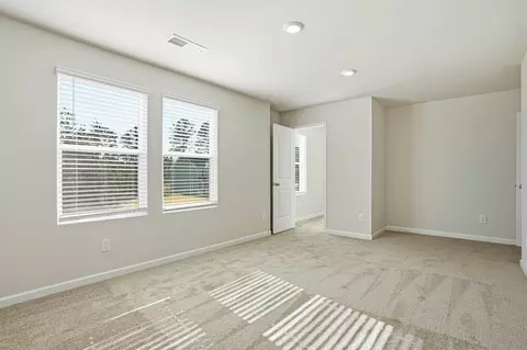 Bedroom - 115 Woodlands Dr, Jackson, GA 30233 photo 3 of 9
