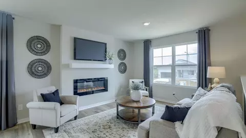 18352 Cary St, Omaha, NE 68136