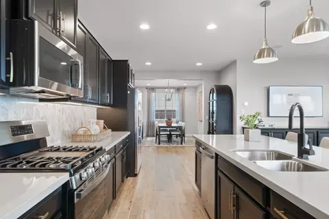Kitchen - 10166 W Mitchell Ave, Avondale, AZ 85392 photo 5 of 7