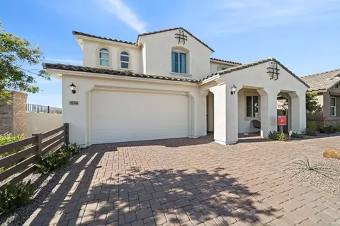 Exterior - 10166 W Mitchell Ave, Avondale, AZ 85392 photo 12 of 15