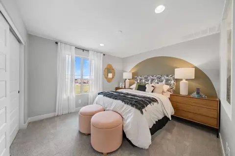 Bedroom - 10166 W Mitchell Ave, Avondale, AZ 85392 photo 8 of 10