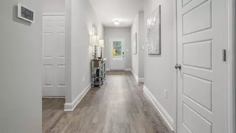 Entry Way - 9500 Mossy Rd, Biloxi, MS 39532 photo 4 of 7