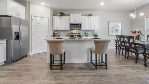 Kitchen - 9500 Mossy Rd, Biloxi, MS 39532 photo 2 of 6