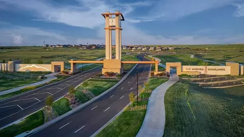 View/Area - 3402 N Buchanan Way, Aurora, CO 80019 photo 3 of 12