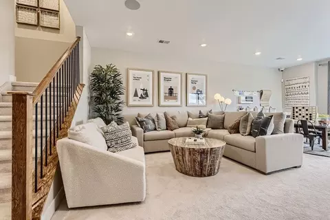 Living - 3402 N Buchanan Way, Aurora, CO 80019 photo 3 of 4