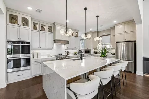 Kitchen - 2012 Rangeland Way, Argyle, TX 76226 photo 5 of 7
