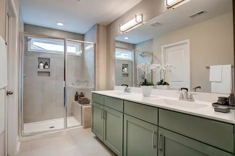 Bath - 1012 Prominence Dr, Durham, NC 27712 photo 3 of 11