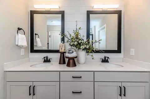 Bath - 1012 Prominence Dr, Durham, NC 27712 photo 5 of 11