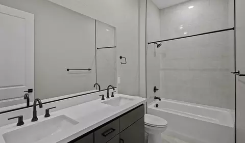 Bath - 416 E Prestige Way, Mountain House, CA 95391 photo 9 of 9