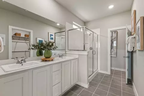 Bath - 6604 Denim Dr, Crowley, TX 76036 photo 5 of 6