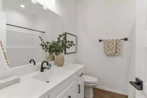 Bath - 8400 E Galveston St, Broken Arrow, OK 74014 photo 9 of 9