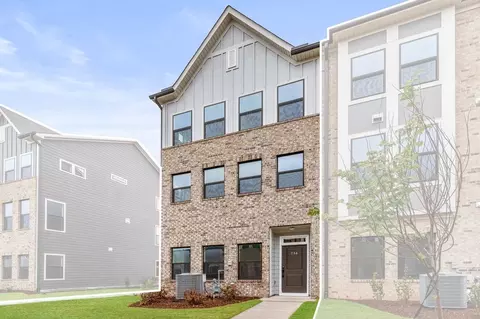 784 Ballyneal Aly, Cary, NC 27513