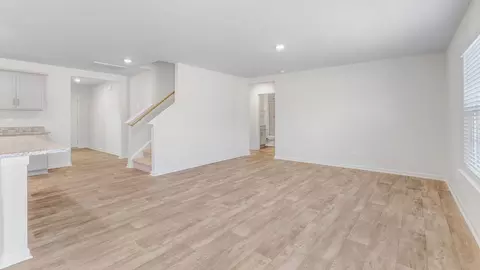 Living - 419 Jack Pine St, Thomasville, NC 27360 photo 1 of 2
