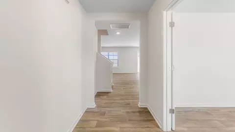 Entry Way - 419 Jack Pine St, Thomasville, NC 27360 photo 1 of 4