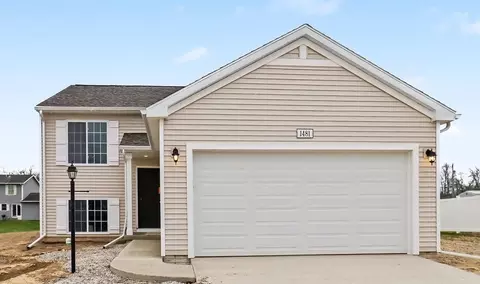 1481 Lee Ann Ave, Defiance, OH 43512