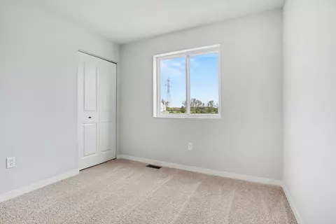 Bedroom - Mitchell Creek Trail, Big Rapids, MI 49307 photo 2 of 9