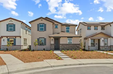 Exterior - 1089 Goffey Cir, Galt, CA 95632 photo 2 of 8