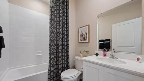 Bath - 449 Pinehurst St, La Plata, MD 20646 photo 5 of 7