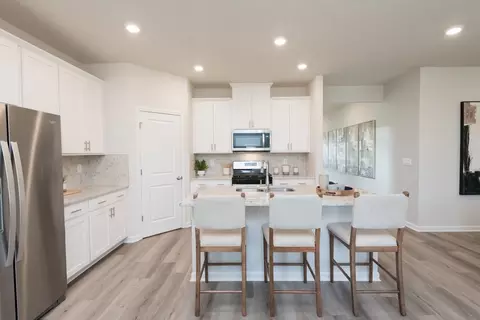 866 Misty Hollow Trl, Lawrenceville, GA 30045