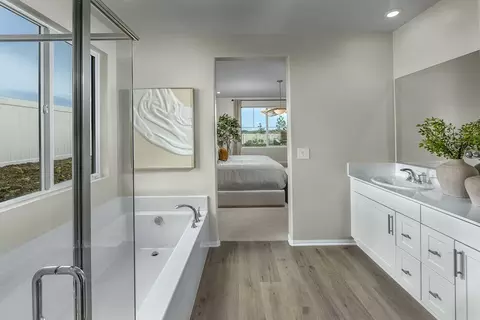 Bath - 35039 Roberts Pl, Beaumont, CA 92223 photo 1 of 2