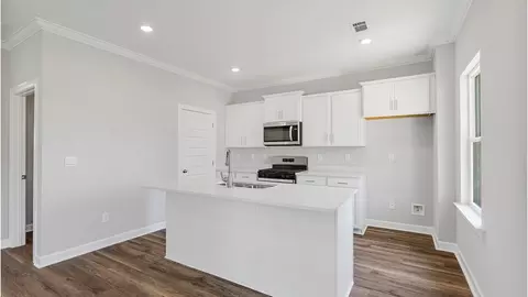 Kitchen - 2299 Forrest Cv, Auburn, AL 36830 photo 3 of 3