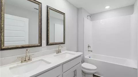 Bath - 2299 Forrest Cv, Auburn, AL 36830 photo 5 of 5