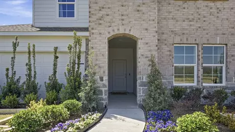 Exterior - 3908 Thistle Dr, Sanger, TX 76266 photo 8 of 8