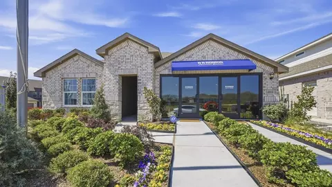 Exterior - 3908 Thistle Dr, Sanger, TX 76266 photo 5 of 8