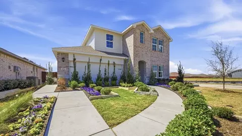 Exterior - 3908 Thistle Dr, Sanger, TX 76266 photo 4 of 8