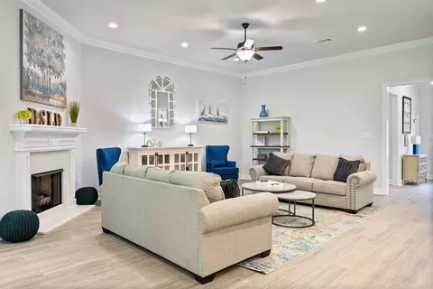 Living - 2508 Juniper Berry Cir, Cantonment, FL 32533 photo 2 of 2